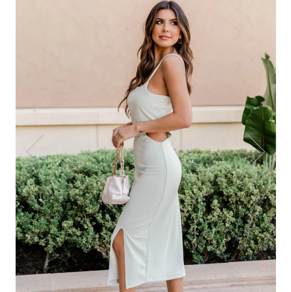 Pink lilly Midi Cut Out Dress Sage